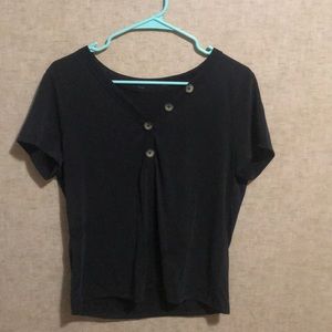 Black button tee